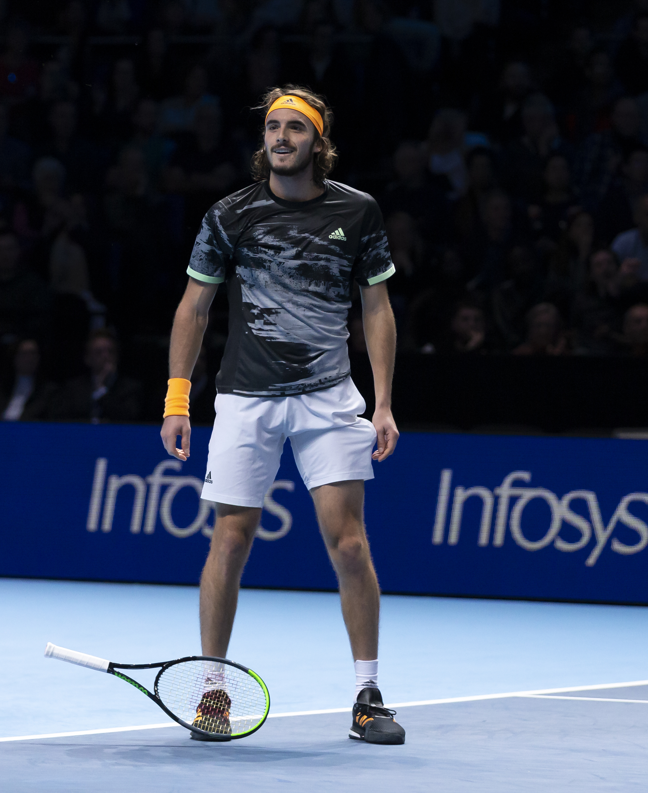 戴维斯杯轻取拉沃尔杯,西西帕斯带队取胜 戴维斯杯轻取拉沃尔杯,西西帕斯带队取胜