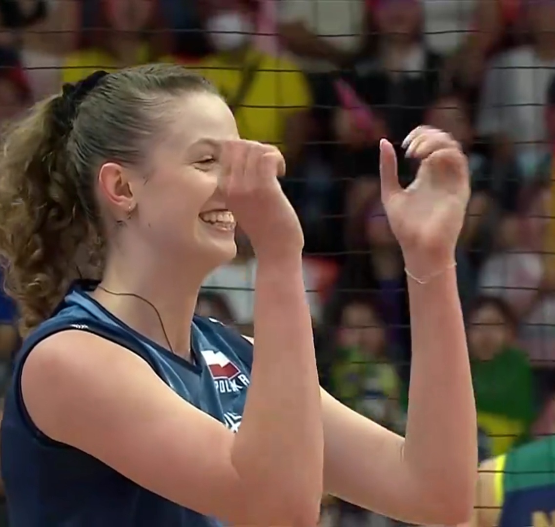 波兰队险胜韩国队,奥恰洛夫带队取胜 波兰队险胜韩国队,奥恰洛夫带队取胜