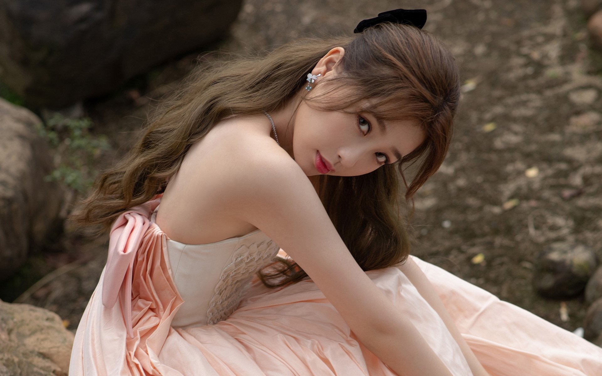 闪电划破伯纳乌的夜,那个在嘘声与镁光中重新定义自己的男人