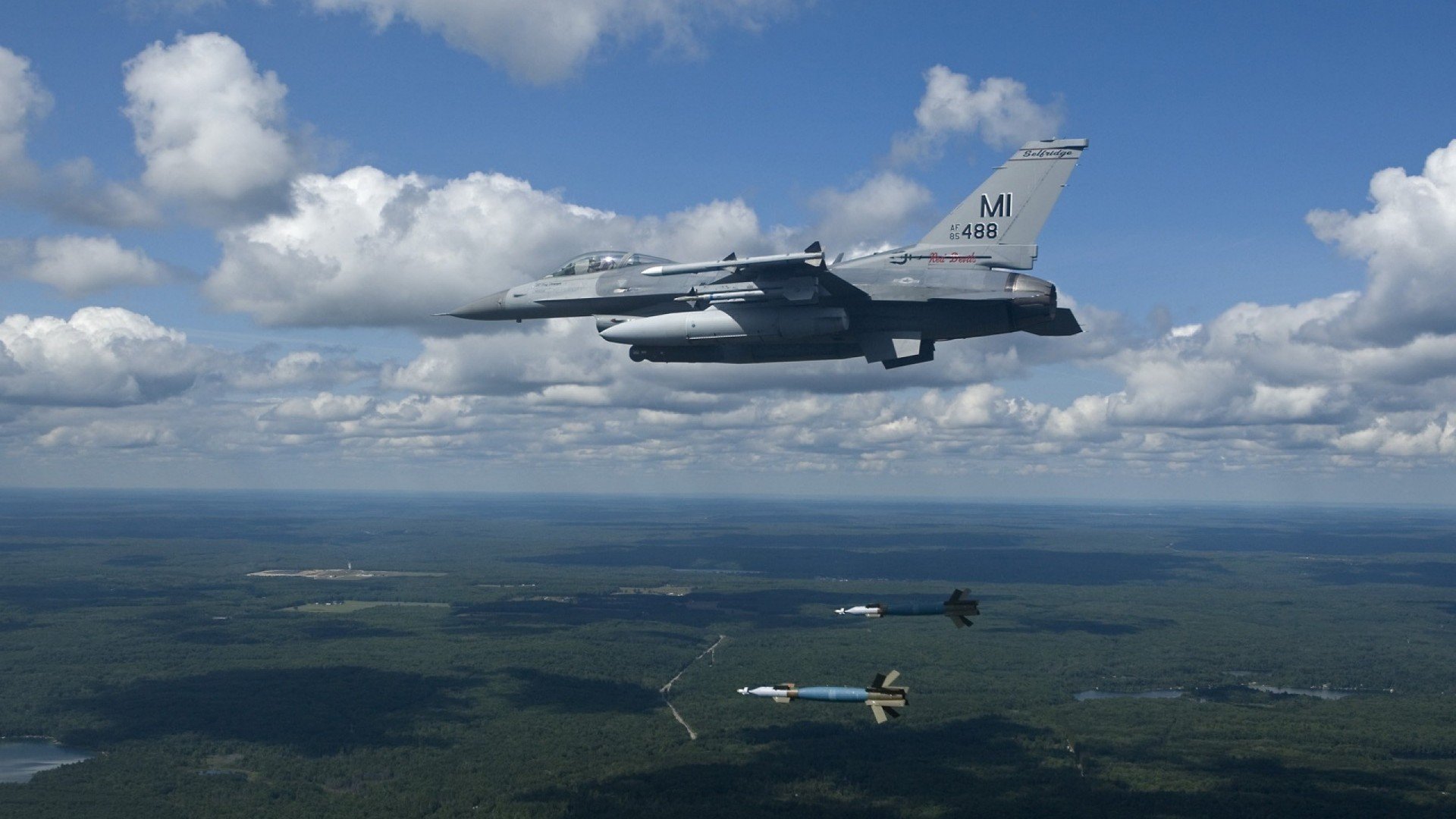 三分暴雨浇灭反击焰火,当拉文开启无解模式,老鹰强行改写步行者命运